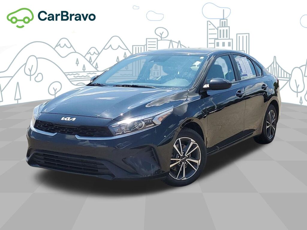2023 Kia Forte LXS — photo 1 of 6