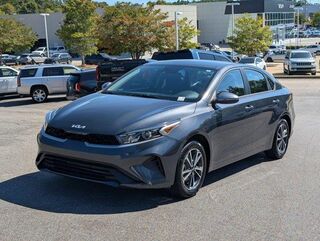 2024 Kia Forte LXS — photo 1 of 13