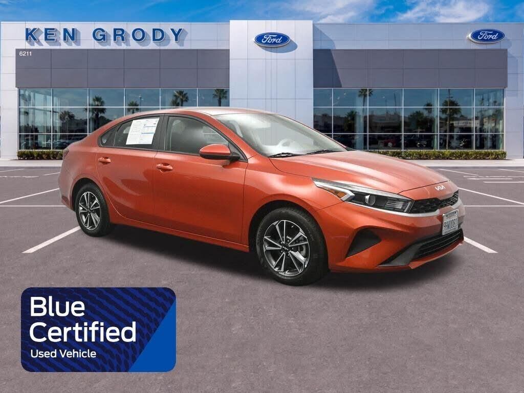 2023 Kia Forte LXS — photo 1 of 1