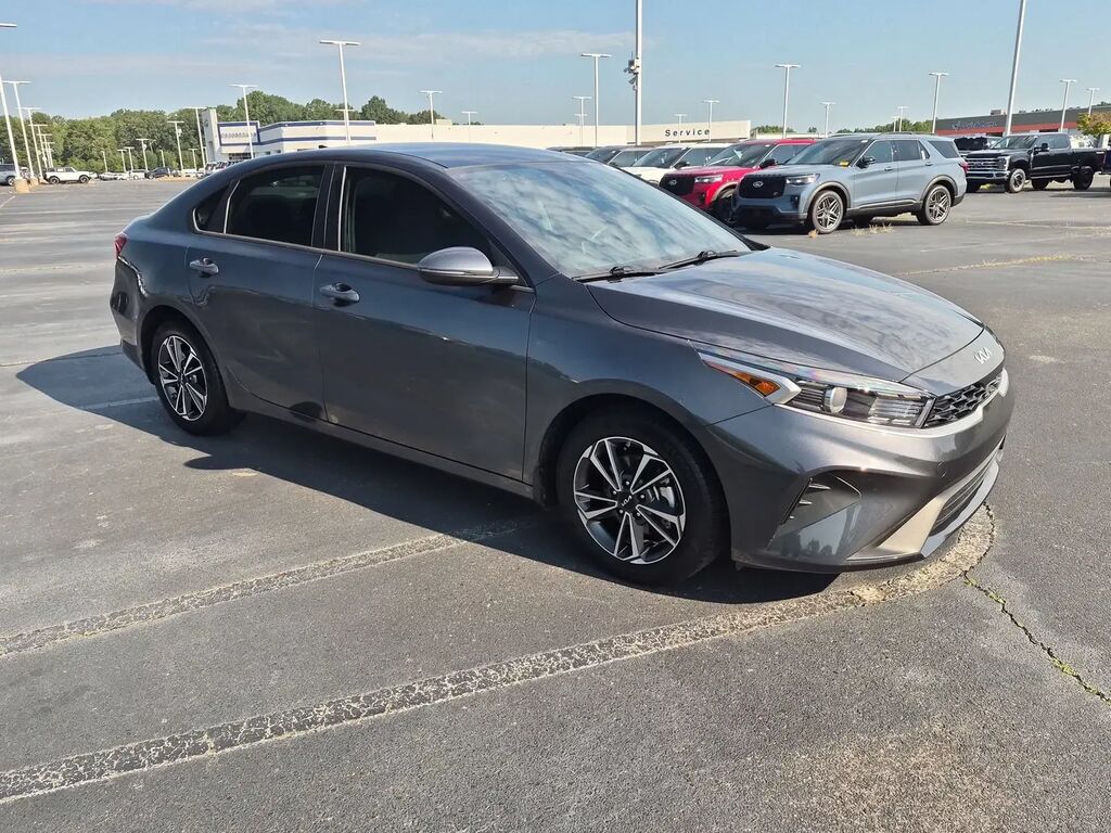 2024 Kia Forte LXS — photo 1 of 13