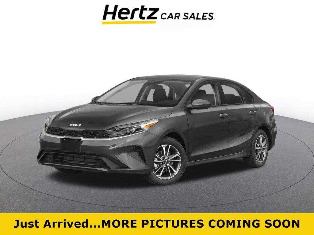 2023 Kia Forte LXS — photo 1 of 16