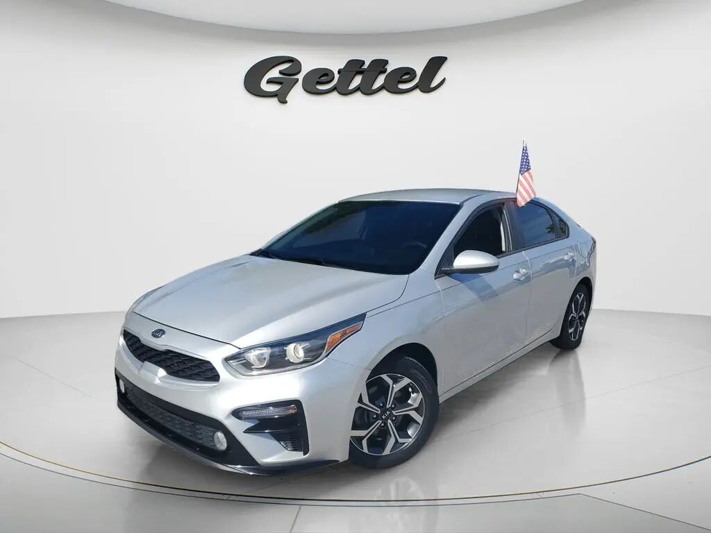 2020 Kia Forte LXS — photo 1 of 13