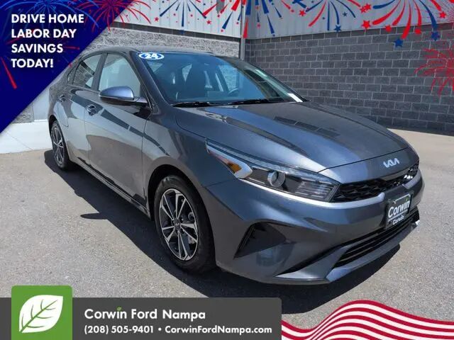 2024 Kia Forte LXS — photo 1 of 13