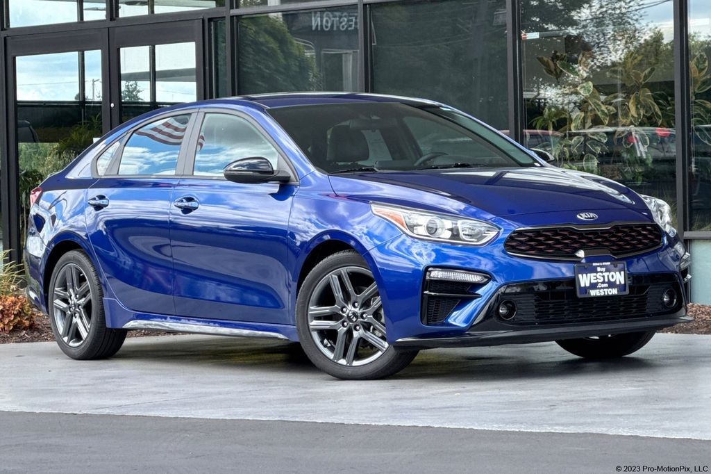 2021 Kia Forte GT-Line — photo 1 of 13