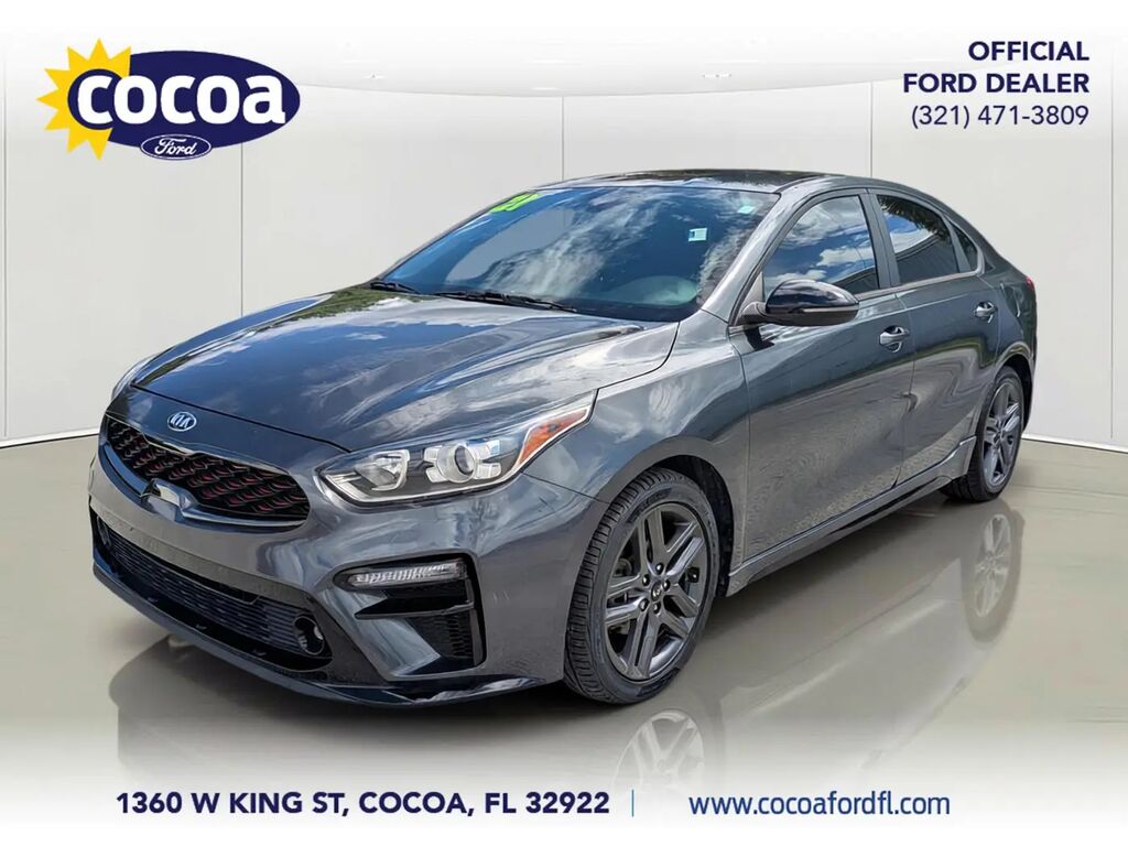 2021 Kia Forte GT-Line — photo 1 of 13