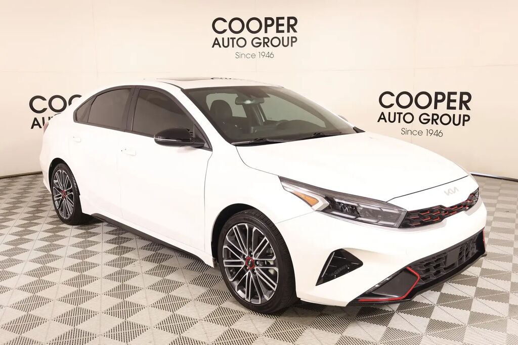 2023 Kia Forte GT — photo 1 of 13