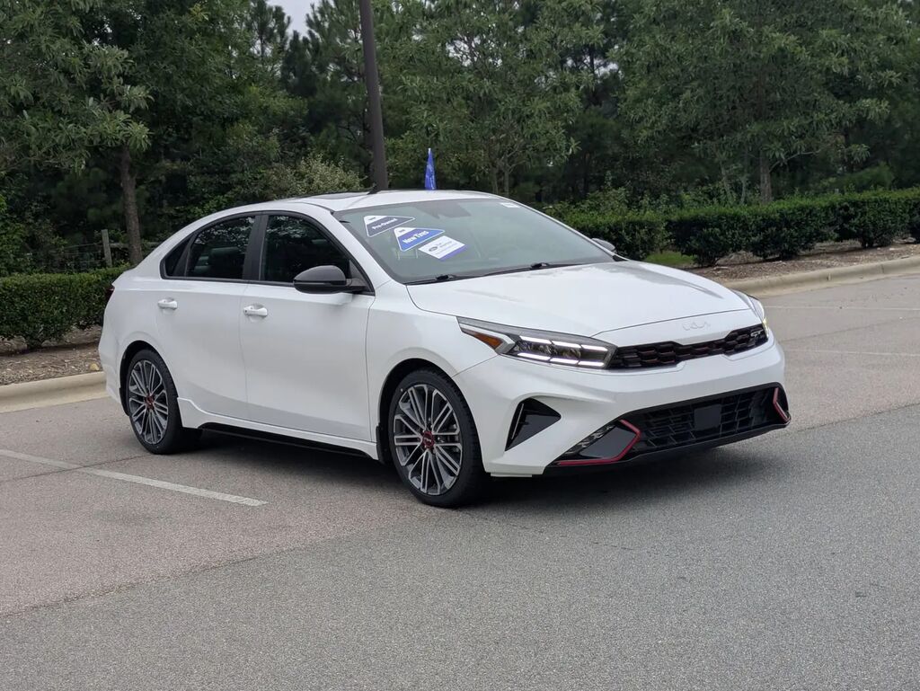2023 Kia Forte GT — photo 1 of 13