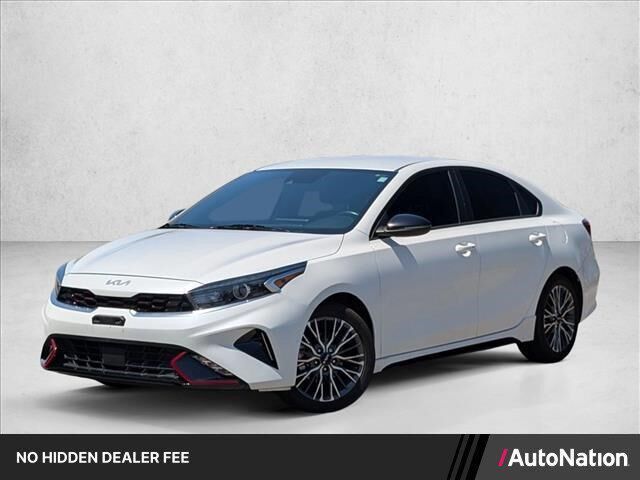 2024 Kia Forte GT-Line — photo 1 of 13
