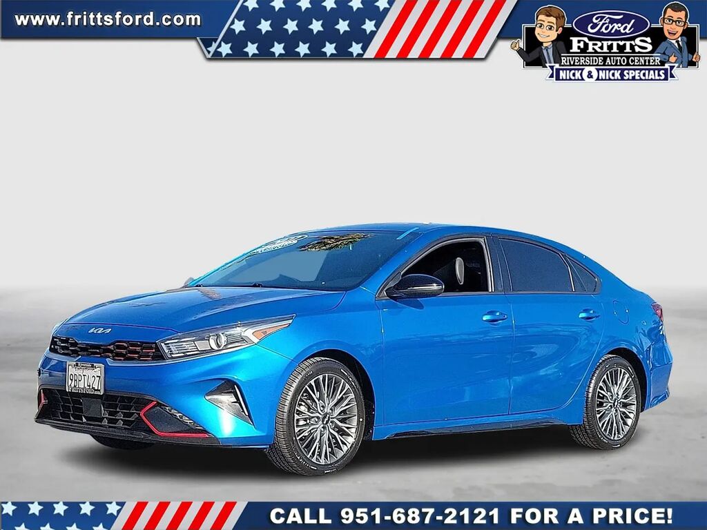 2022 Kia Forte GT-Line — photo 1 of 13
