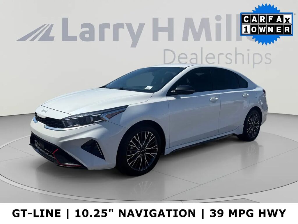 2024 Kia Forte GT-Line — photo 1 of 13