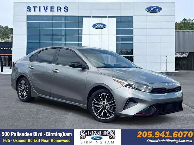 2022 Kia Forte GT-Line — photo 1 of 8
