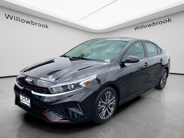 2023 Kia Forte GT-Line — photo 1 of 13