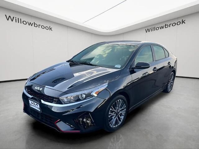 2023 Kia Forte GT-Line — photo 1 of 1
