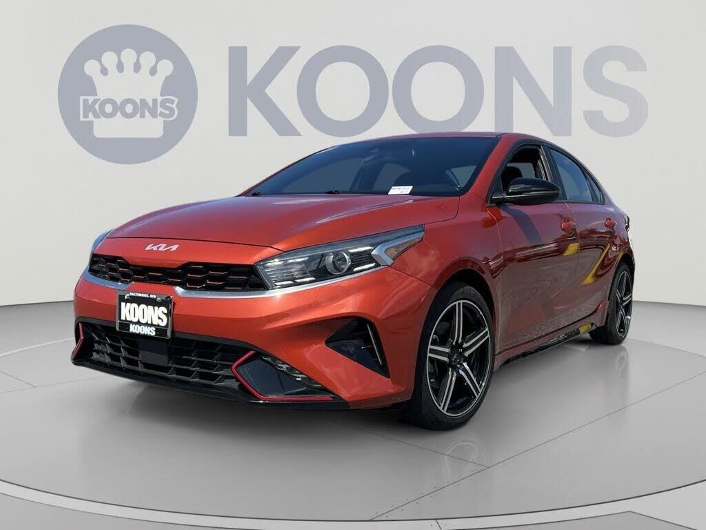 2023 Kia Forte GT-Line — photo 1 of 1