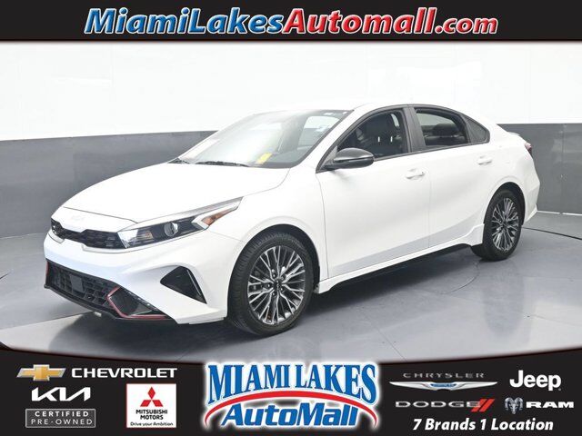 2024 Kia Forte GT-Line — photo 1 of 13