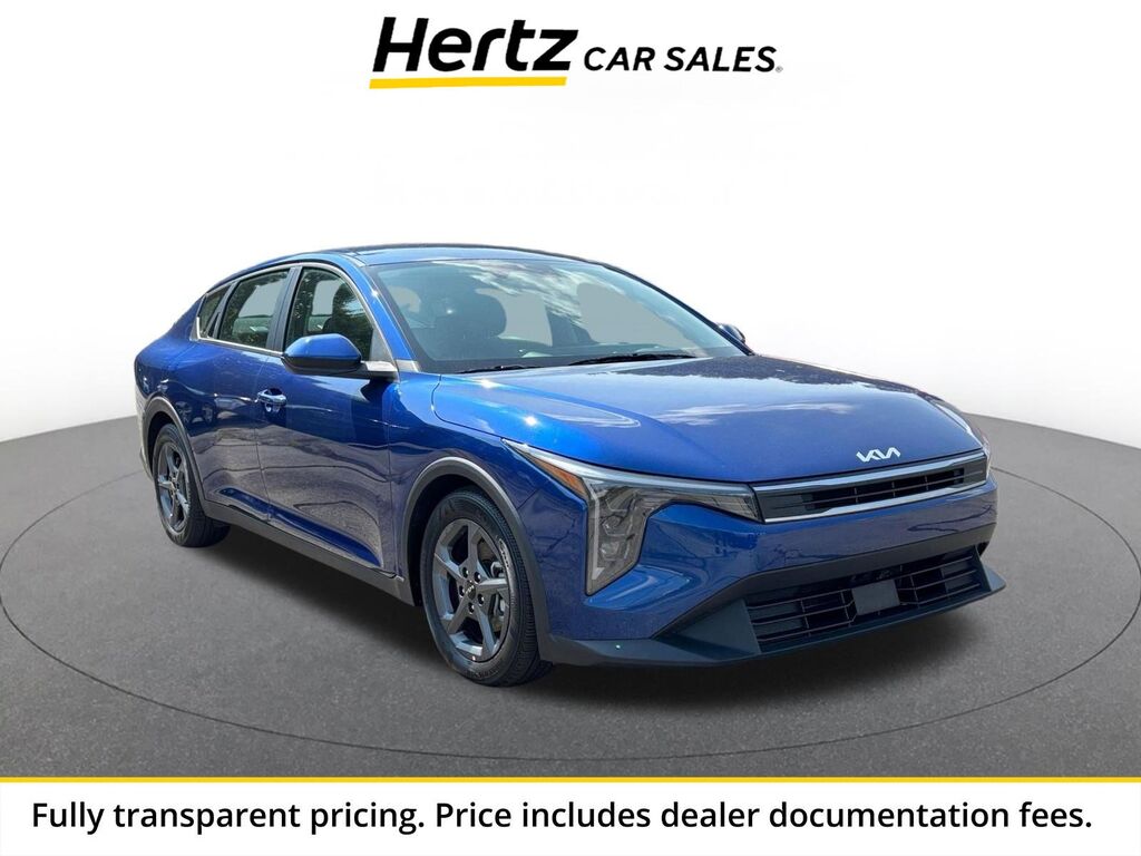 2025 Kia K4 LXS — photo 1 of 1