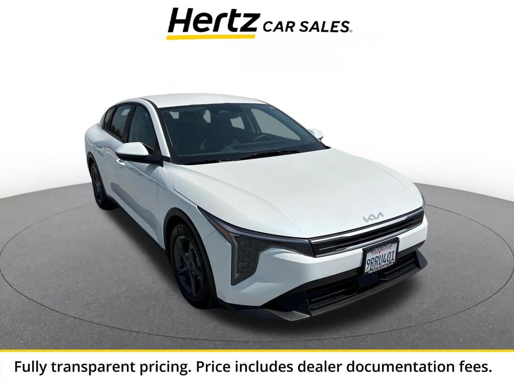 2025 Kia K4 LXS — photo 1 of 1