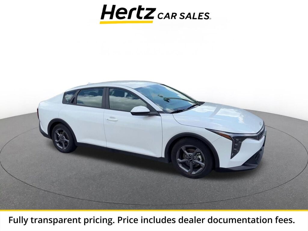 2025 Kia K4 LXS — photo 1 of 1