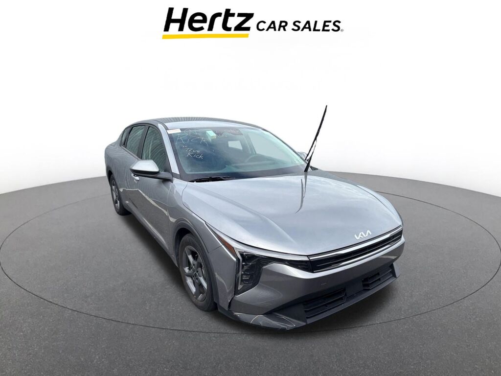 2025 Kia K4 LXS — photo 1 of 1