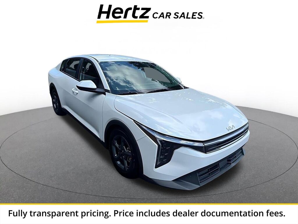 2026 Kia K4 LXS — photo 1 of 2