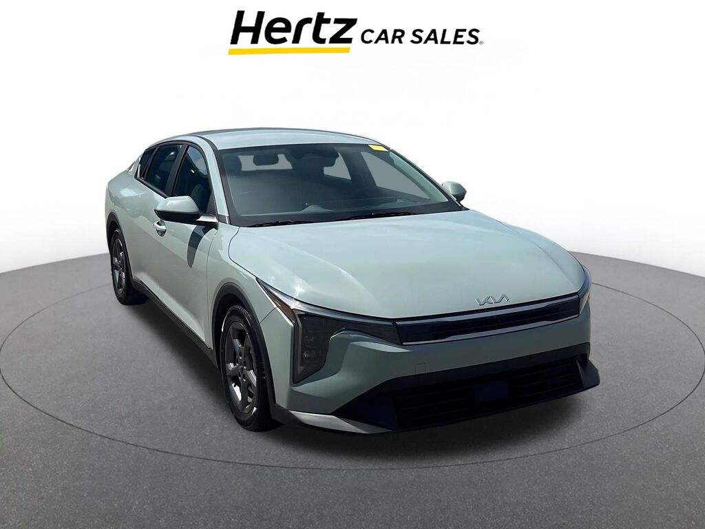 2025 Kia K4 LXS — photo 1 of 1