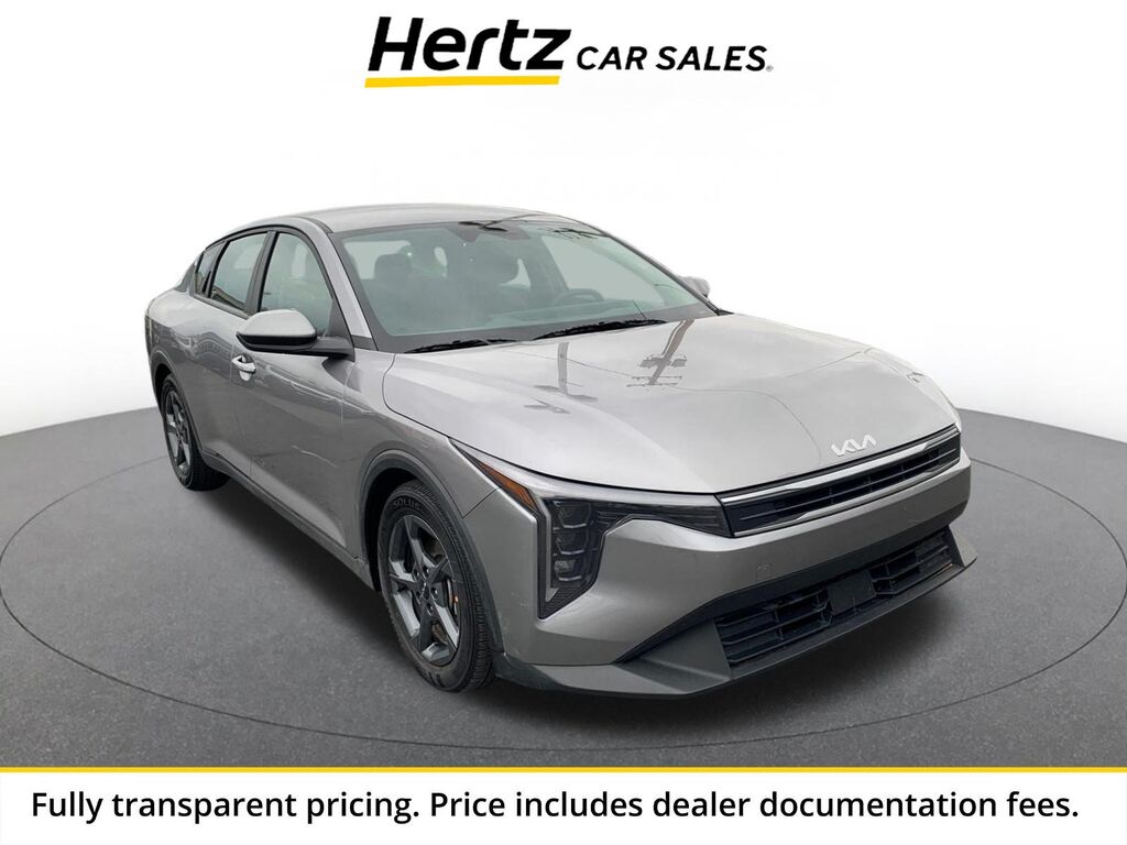 2025 Kia K4 LXS — photo 1 of 1
