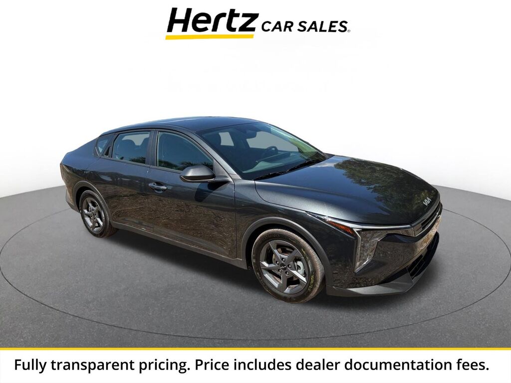 2025 Kia K4 LXS — photo 1 of 1