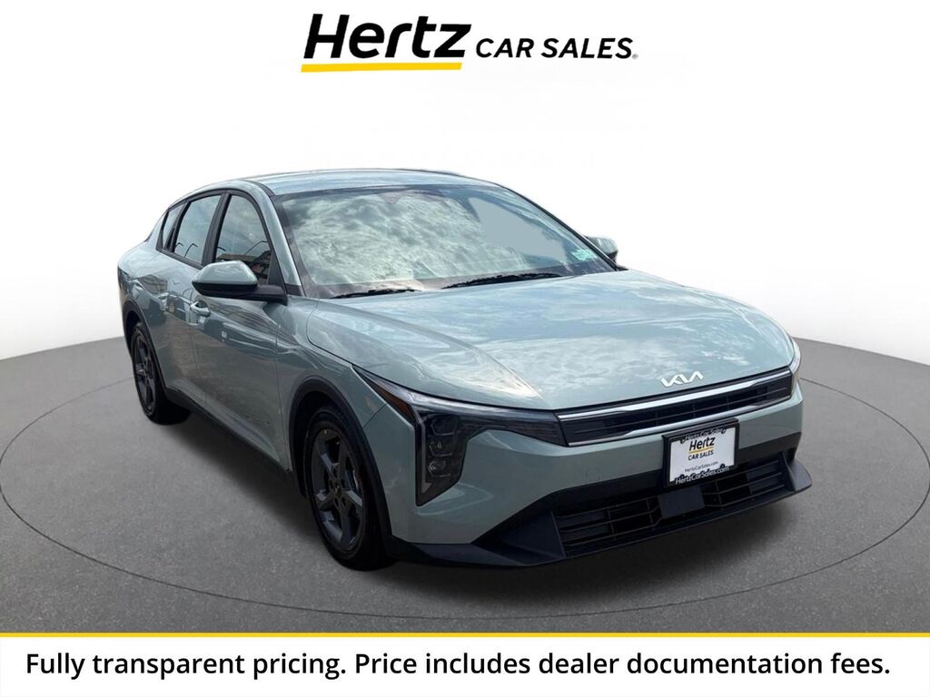 2025 Kia K4 LXS — photo 1 of 1