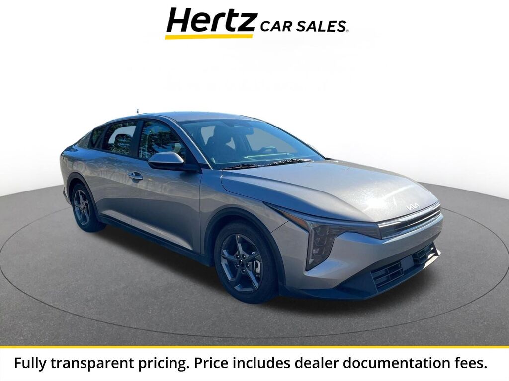 2025 Kia K4 LXS — photo 1 of 1