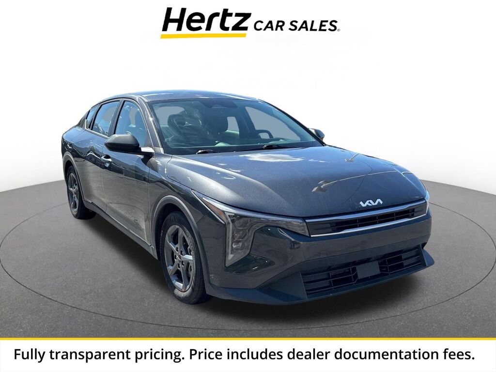 2025 Kia K4 LXS — photo 1 of 1