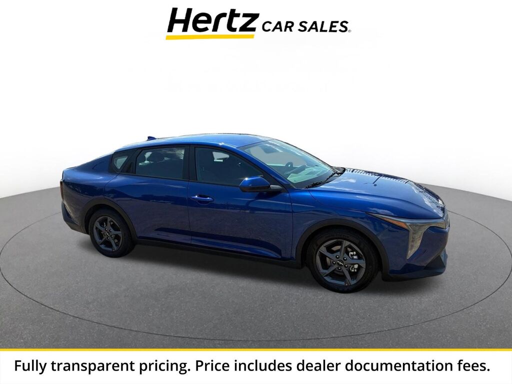 2026 Kia K4 LXS — photo 1 of 2