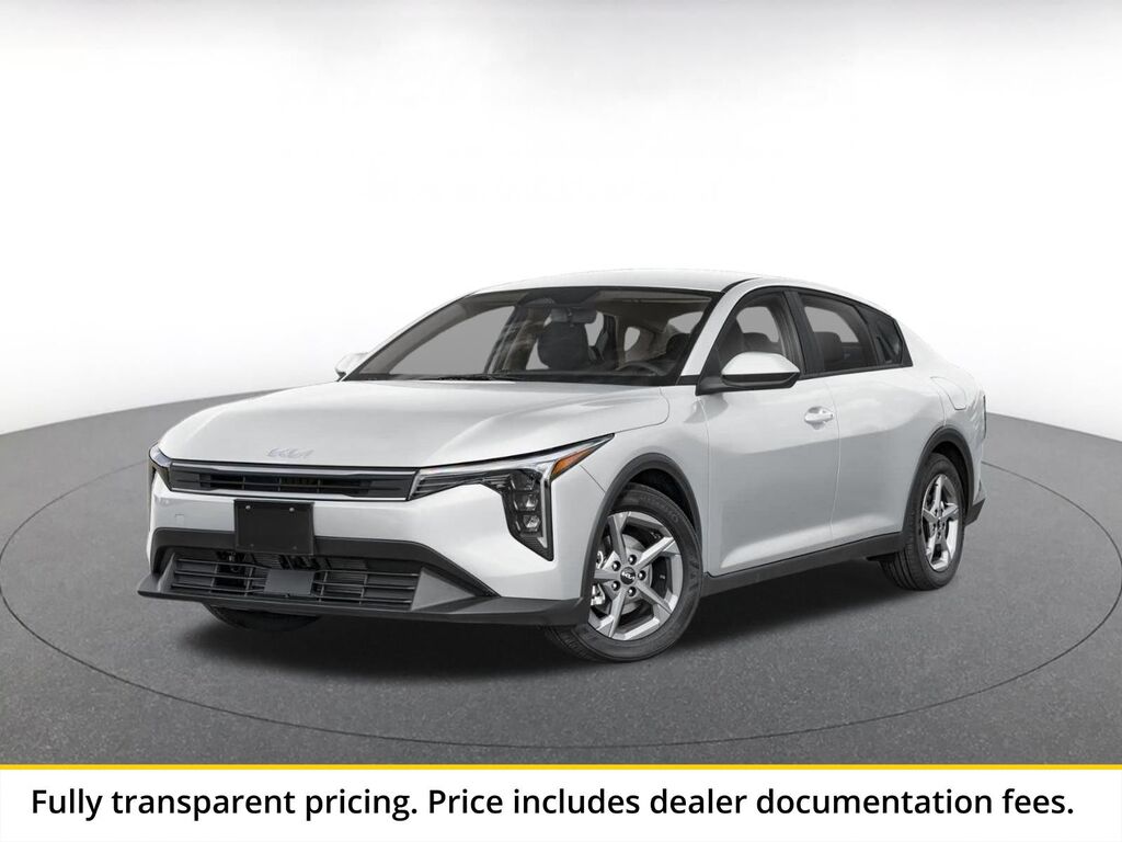 2025 Kia K4 LXS — photo 1 of 1
