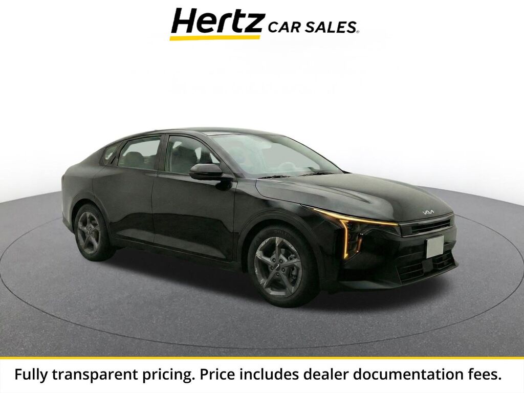2025 Kia K4 LXS — photo 1 of 1
