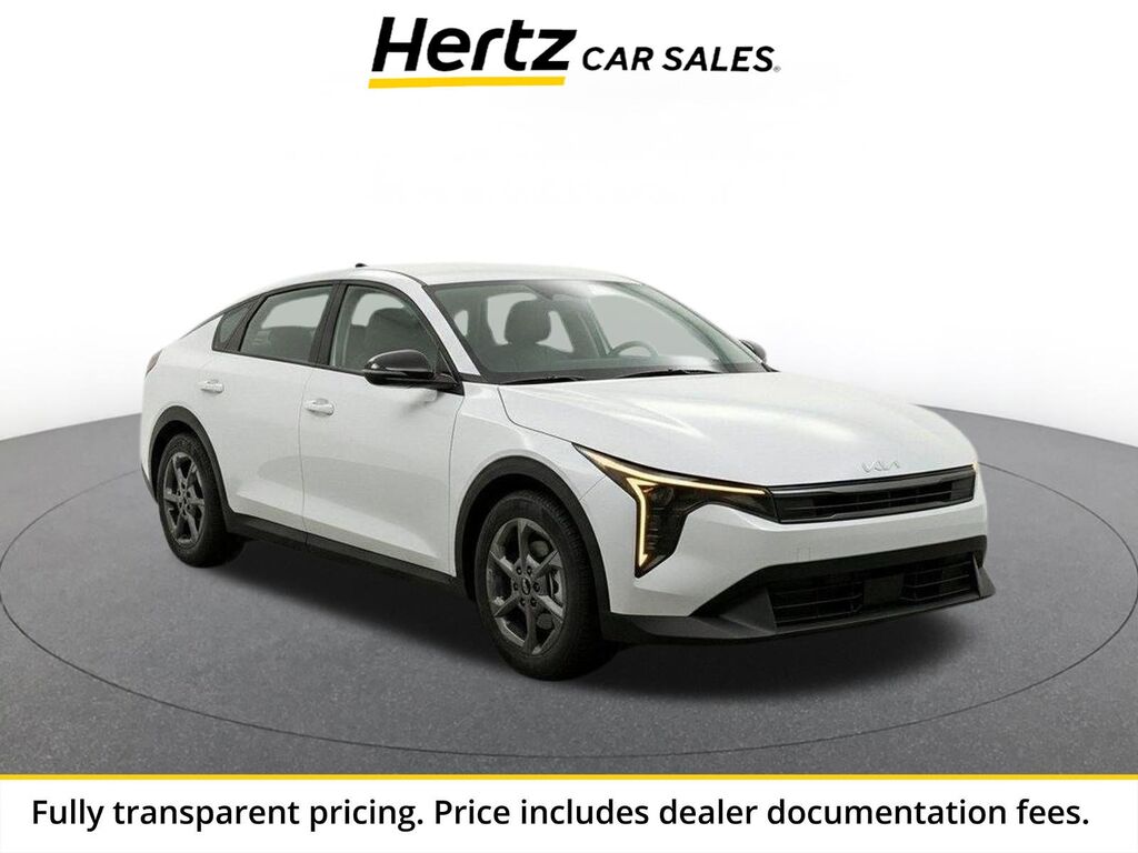2025 Kia K4 LXS — photo 1 of 1