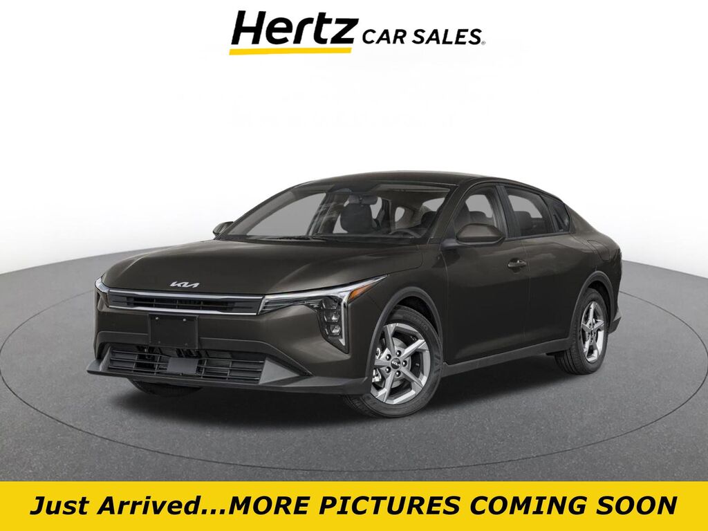 2026 Kia K4 LXS — photo 1 of 2