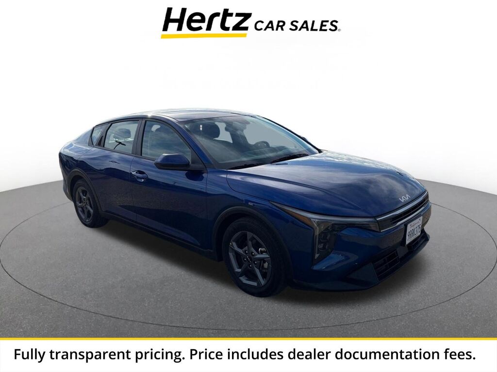 2025 Kia K4 LXS — photo 1 of 1