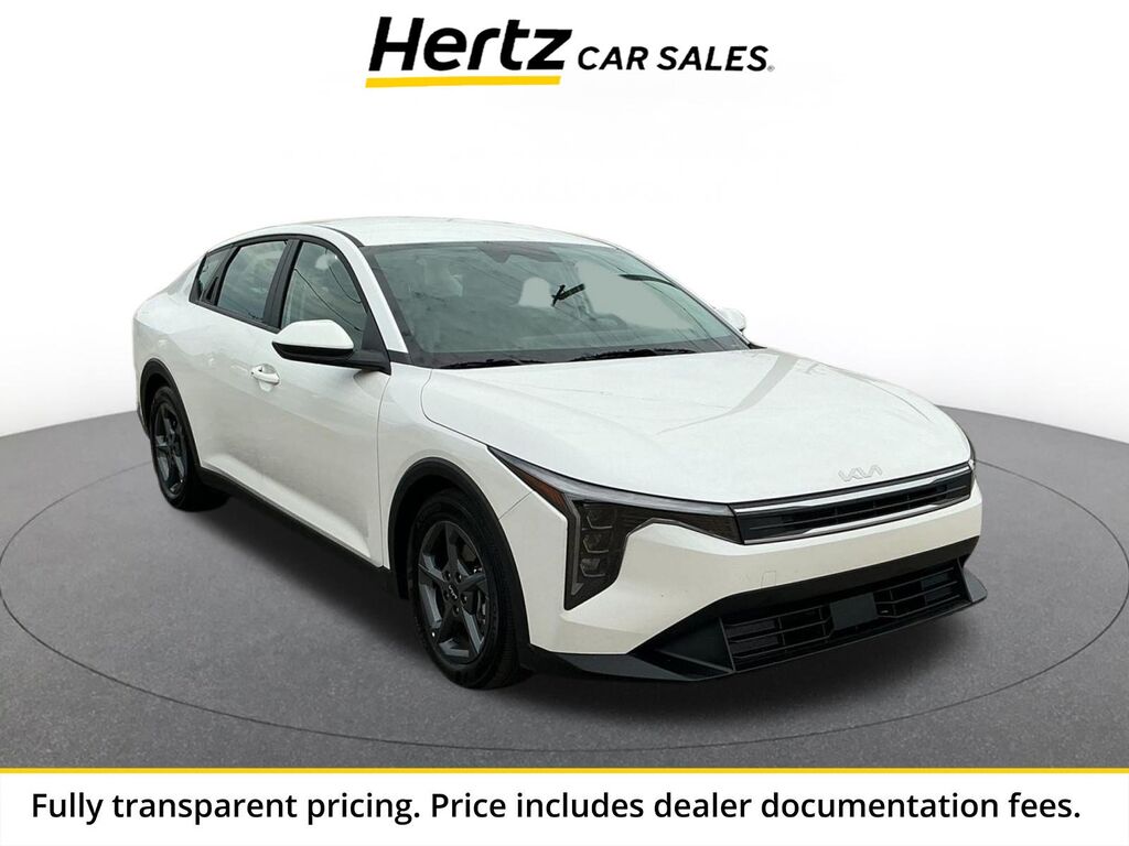 2026 Kia K4 LXS — photo 1 of 2
