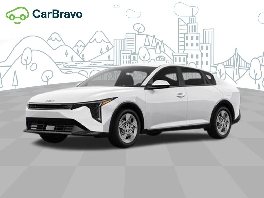2025 Kia K4 LXS — photo 1 of 7