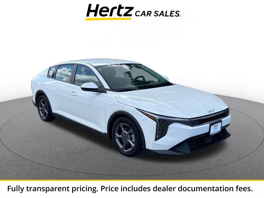 2025 Kia K4 LXS — photo 1 of 1