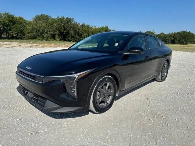 2025 Kia K4 LX