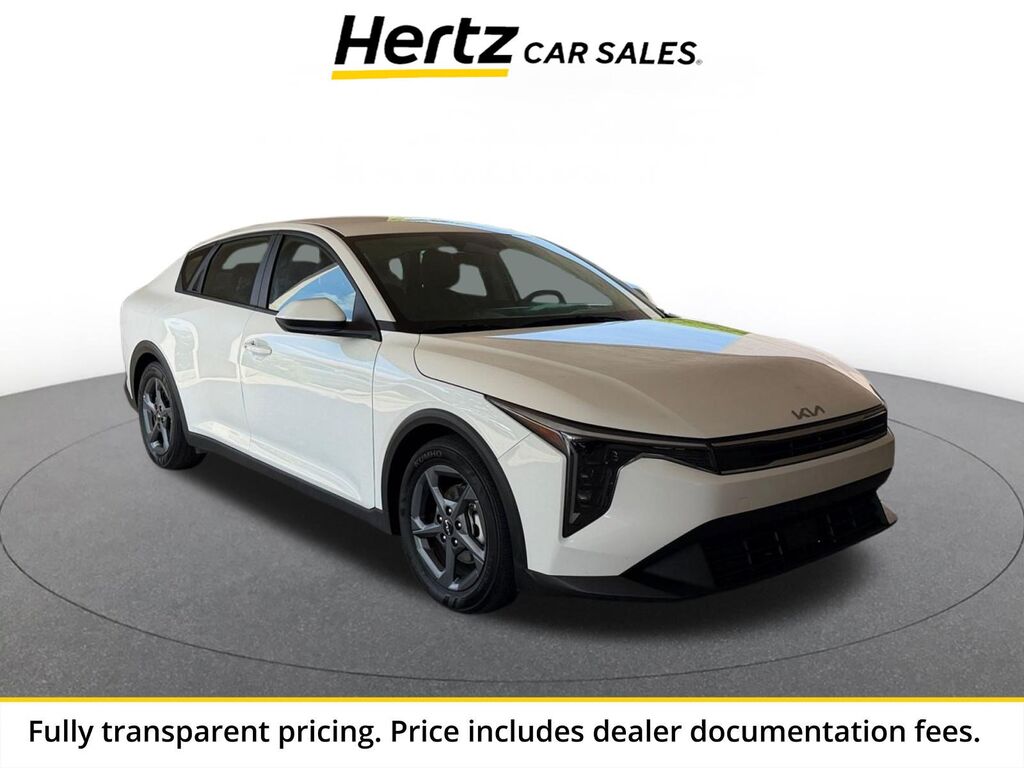 2025 Kia K4 LXS — photo 1 of 1