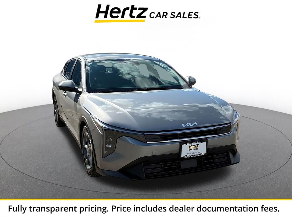 2025 Kia K4 LXS — photo 1 of 1