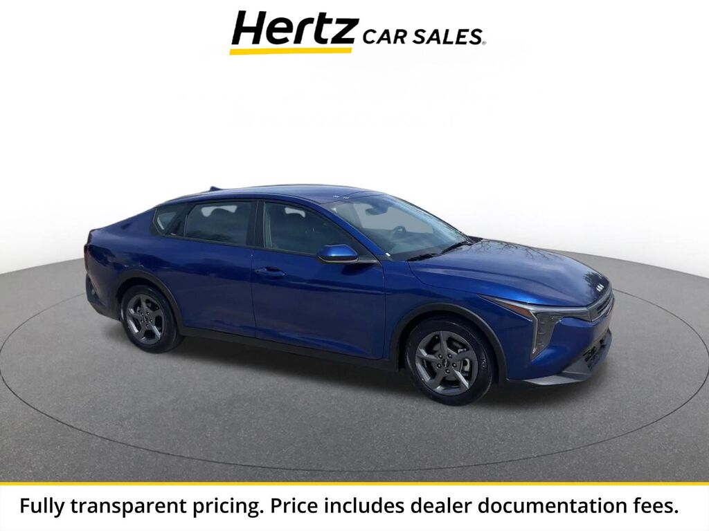2025 Kia K4 LXS — photo 1 of 1