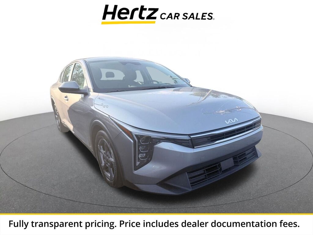 2025 Kia K4 LXS — photo 1 of 1