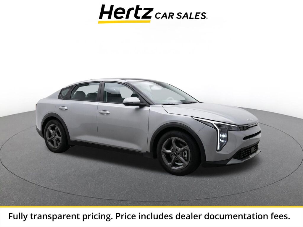 2025 Kia K4 LXS — photo 1 of 1
