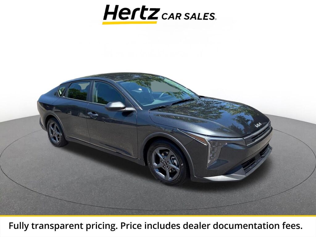 2025 Kia K4 LXS — photo 1 of 1