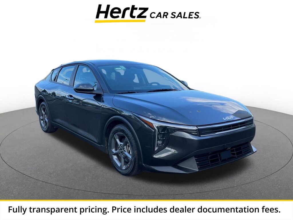 2025 Kia K4 LXS — photo 1 of 1
