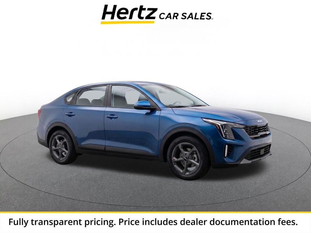2026 Kia K4 LXS — photo 1 of 8