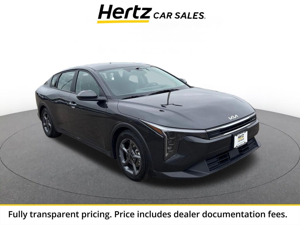 2025 Kia K4 LXS — photo 1 of 1
