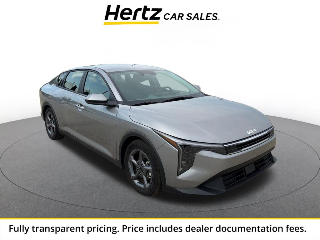 2025 Kia K4 LXS — photo 1 of 1